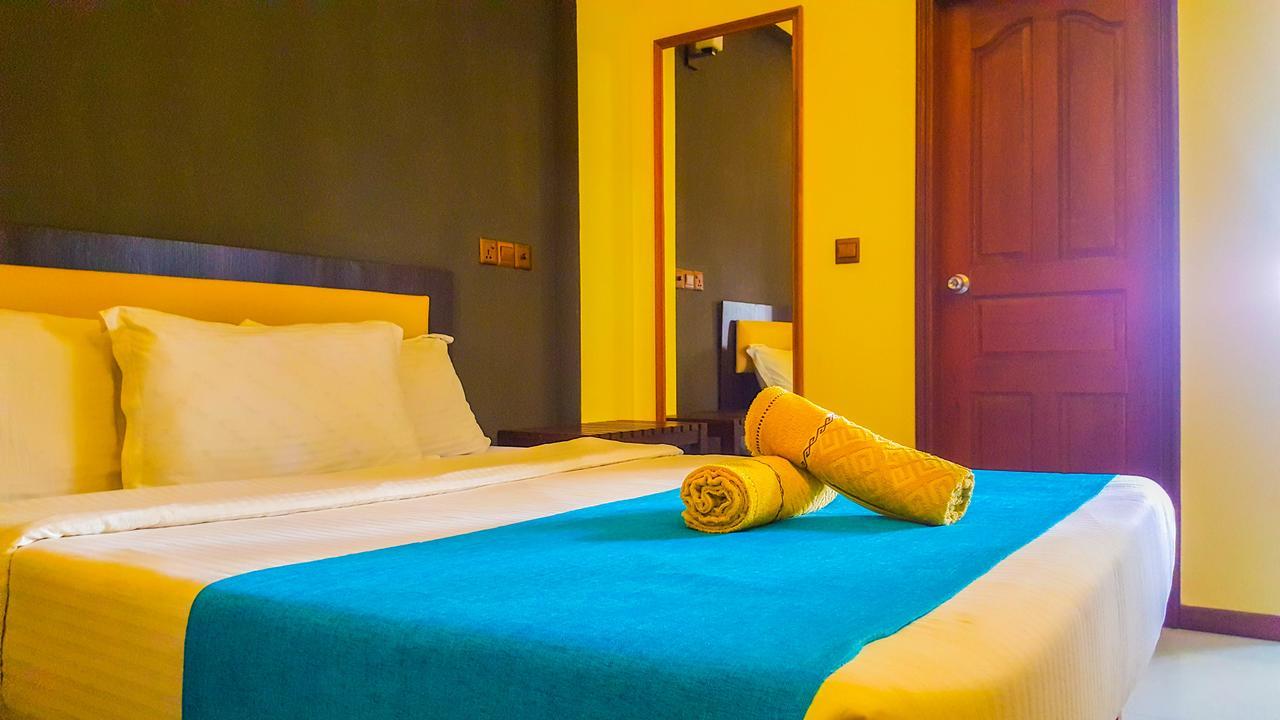 Seasunbeach Hotel Maldives Hulhumale Exterior foto